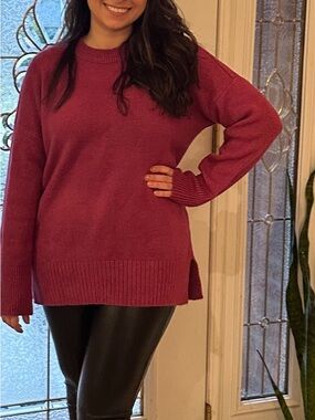 Abercrombie & Fitch Rose-Mauve Crewneck Sweater